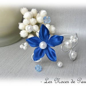 Bracelet mariage bleu Royal et blanc fleur de Satin Anaïs bijou Mariage cérémonie bijou fleur