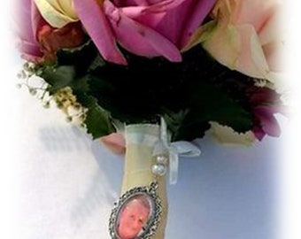 Keepsake locket for bridal bouquet, personalized photo pendant, photo locket
