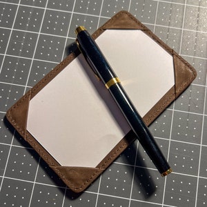 Jotter - Braun 100% Nubuk Leder - Schmaler Notizblock für 3x5 Karten - Pocket Brief Case - Jotter Portemonnaie - Padfolio - Pocketblock - Note