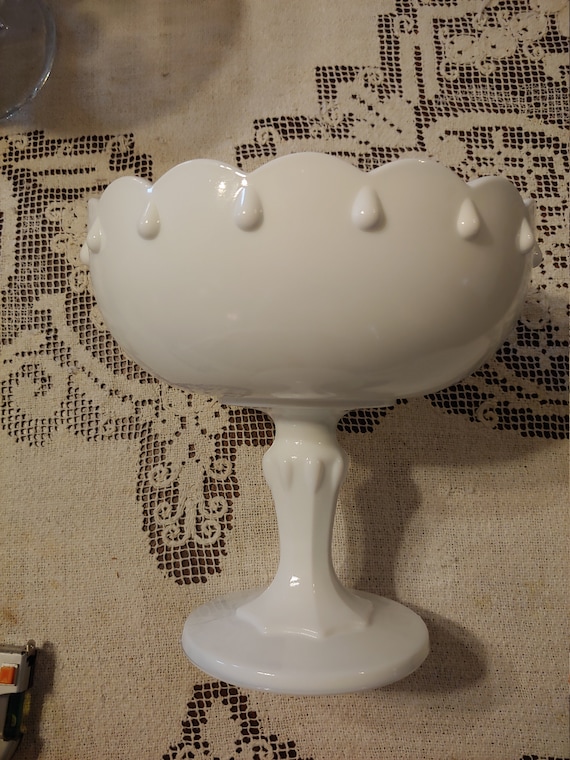 Vintage Milk Glass Pedestal Bowl Vintage Milk Glass Pedestal Bowl