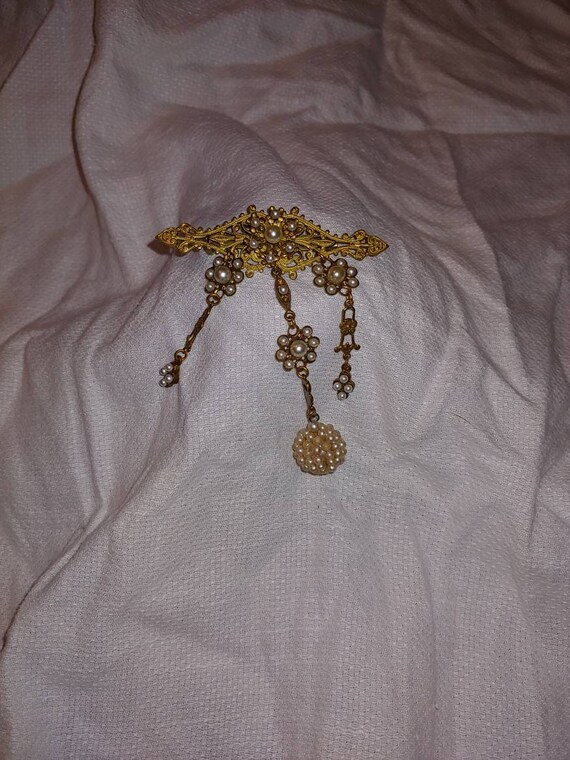 Vintage unique gold tone brooch, vintage brooch,