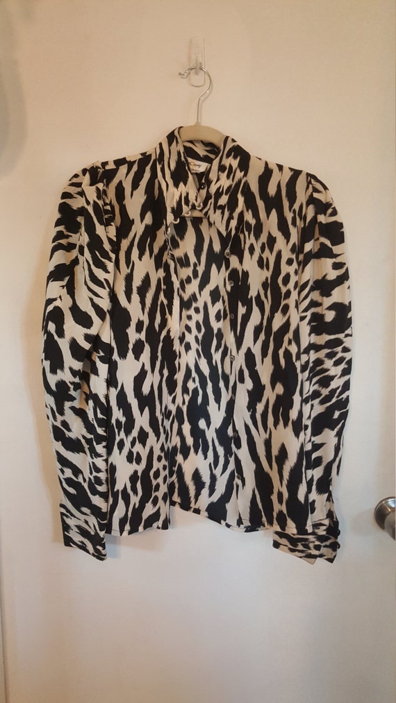 Vintage Oleg Cassini silk blouse,Oleg  Cassini silk blouse, Oleg Cassini blouse. View 2
