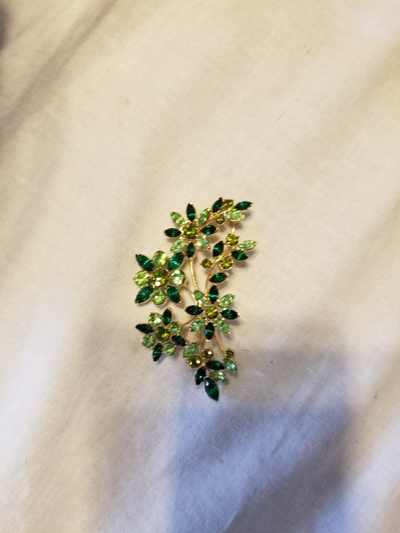 Floral spray brooch, floral pin, floral brooch, vi