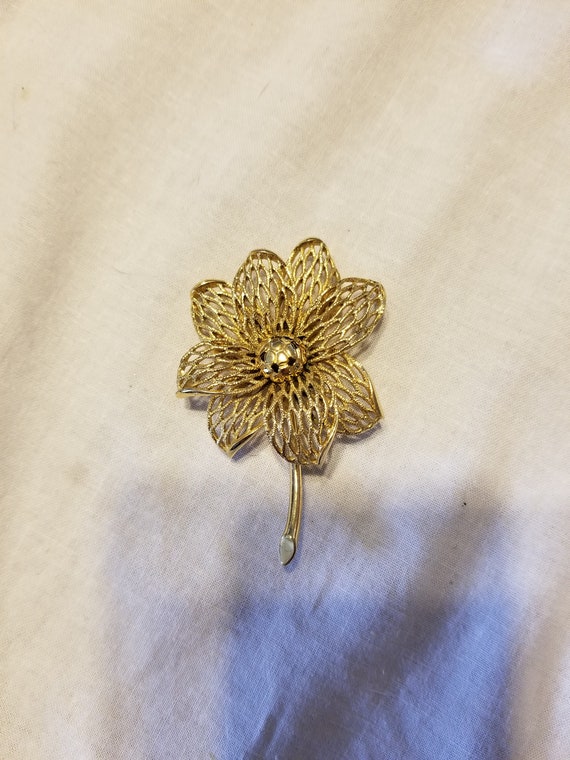 Monet brooch, monet pin, vintage monet brooch/pin 