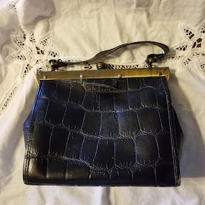 Vintage leather purse, vintage leather bag, vintage leather pocketbook made in italy