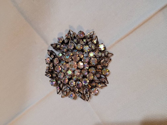 Gorgeous vintage rhinestone brooch, vintage brooch