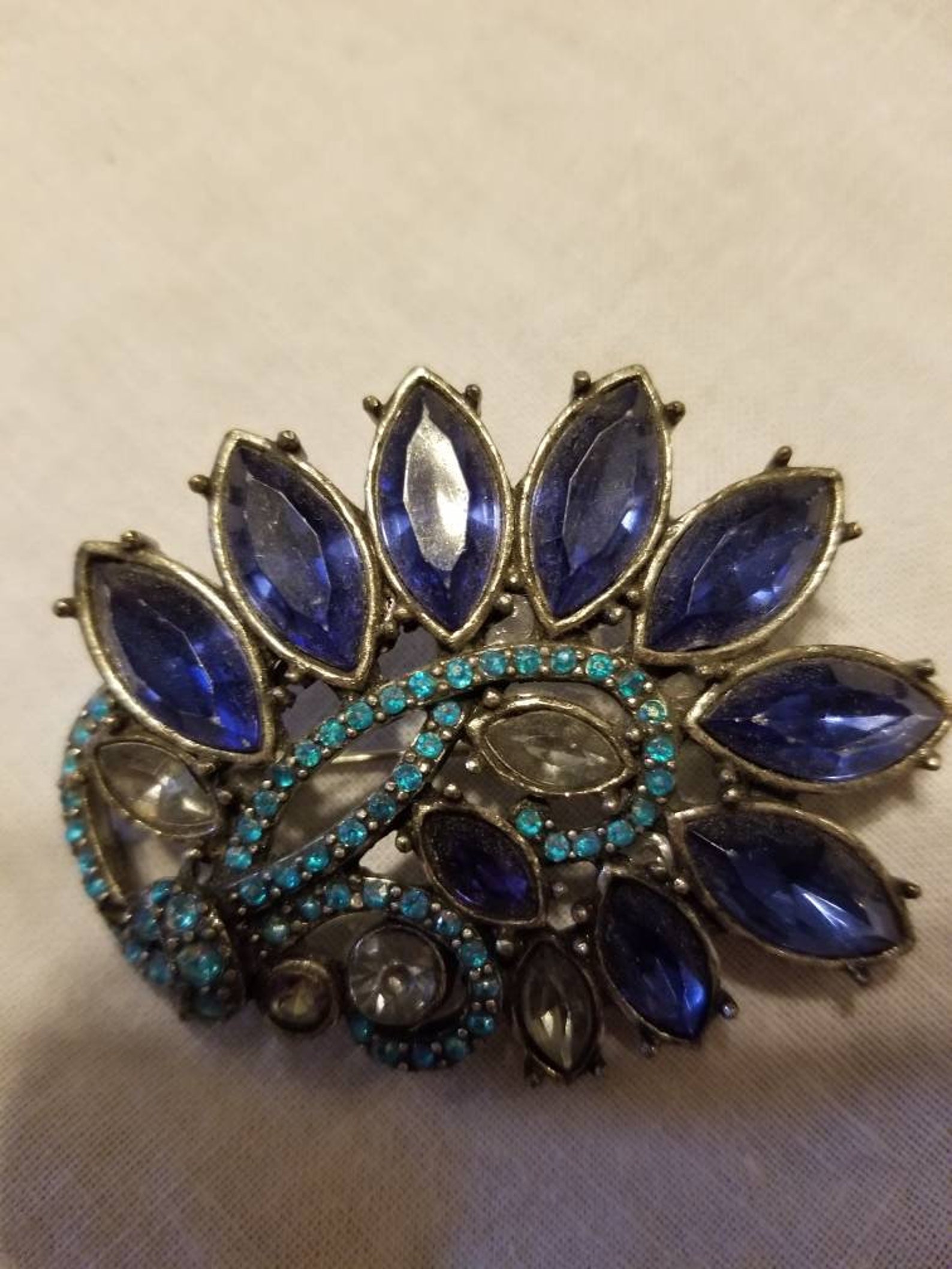 Vintage Blue Stone Brooch Vintage Brooch Vintage Iredescent | Etsy