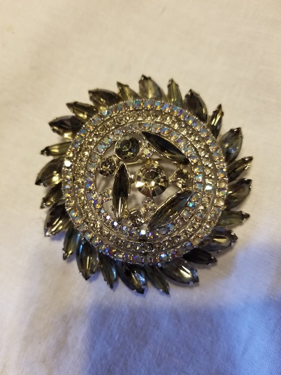 Vintage Art deco brooch, vintage brooch, vintage p