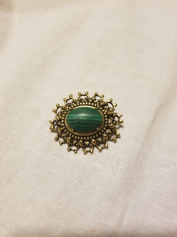 Vinge brooch/pin  green stone brooch, stone pin