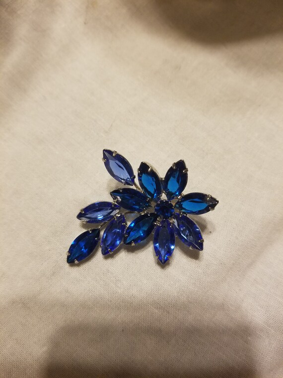 Vintage Multi Blue Stone Pin/brooch, Blue Crystal Spray Brooch - Etsy