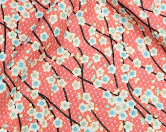 桜の花のコットン生地 - 和風花柄、サーモンピンクのキルティングコットン