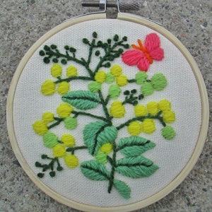 Floral Sprig Embroidery with Butterfly. Embroidered Floral Hoop Wall Art. Vintage Crewel Embroidery. Wildflower Garden Art