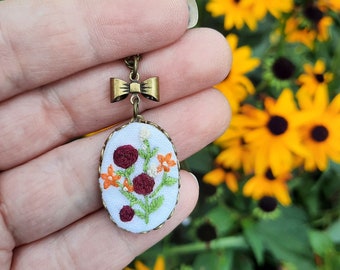 Embroidered Flower Garden Necklace - Fall Wildflower Embroidery Necklace - Floral Gift For Her - Floral Fabric Necklace - Gardener Gift