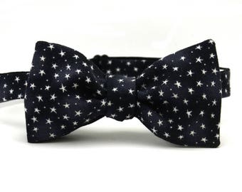 Reversible black bow tie stars,Sided bow tie star,Space bowtie,Men's Black Bow tie,Bow Ties,Black White Bow Tie,noeud papillon étoile