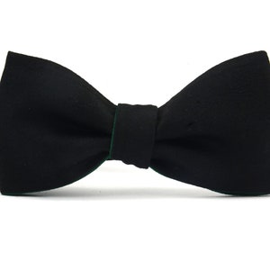 Double sided black bow tie,black bow tie,green bow tie,cotton bowtie,classic bow tie,green bowtie,black and green bow tie