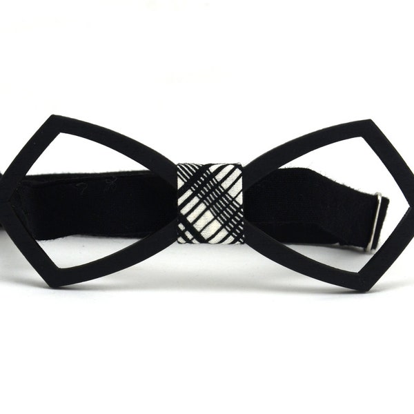 Black wooden bow tie,Wooden bowtie,Exotic bow tie,Wood bow tie,Wood bowtie,Bowtie Total Black,Wedding Accessory,Black White,Bow ties