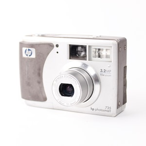 y2k digicam HP Photosmart 735Compact Digital Camera for beginer 2000s