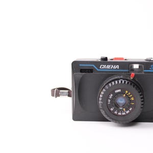 Lomography camera Smena 35 vintage 35mm film point and shoot compact camera