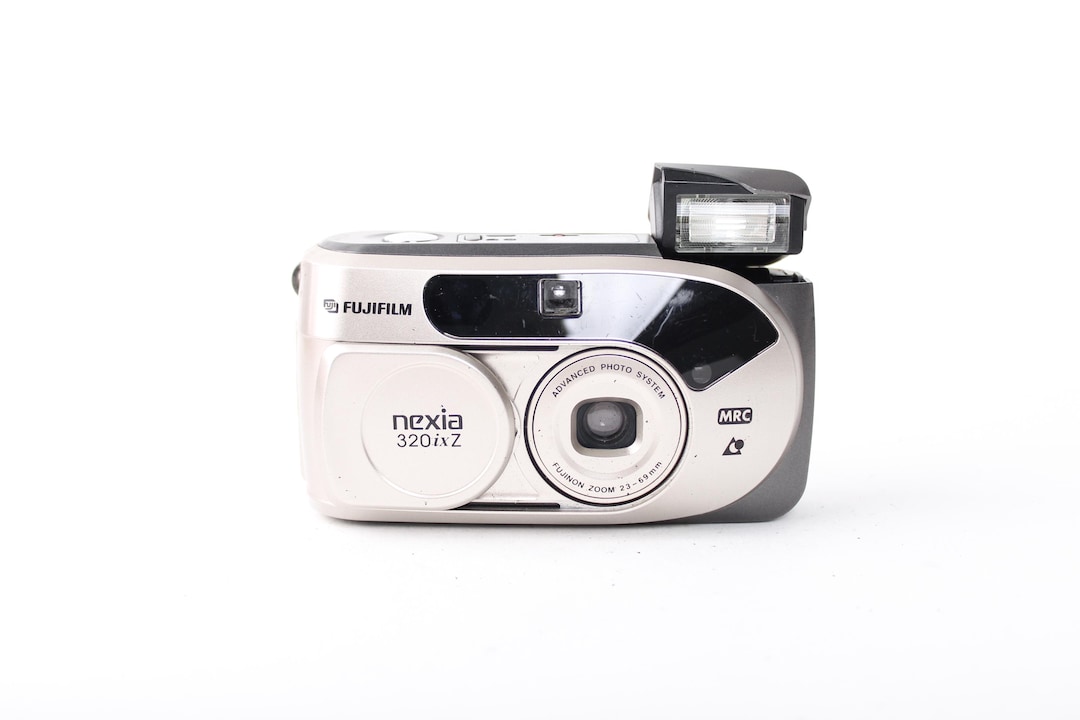 Vintage Fujifilm Nexia 320 Ixz: APS Film Point and Shoot Camera - Etsy