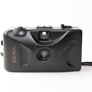 Vintage Skina SK-800 35mm Point & Shoot Film Camera – Ideal for Beginners