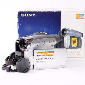 Sony DCR-HC35 MiniDV Handycam Camcorder – Digital Video Camera with 20x Optical Zoom