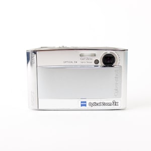 Vintage Sony Cyber-shot DSC-T5 – 5.1MP Slim compact Point and Shoot digital camera
