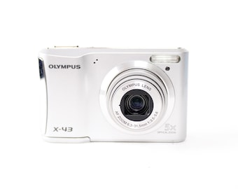 Vintage Olympus Camedia X-3 Retro 3.2 MP Digital Camera JAPANESE