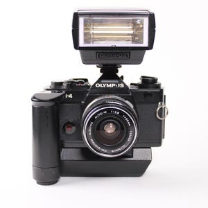Vintage Olympus OM-4 35 mm SLR Film Kamera mit Zuiko 35 mm f2.8 Objektiv
