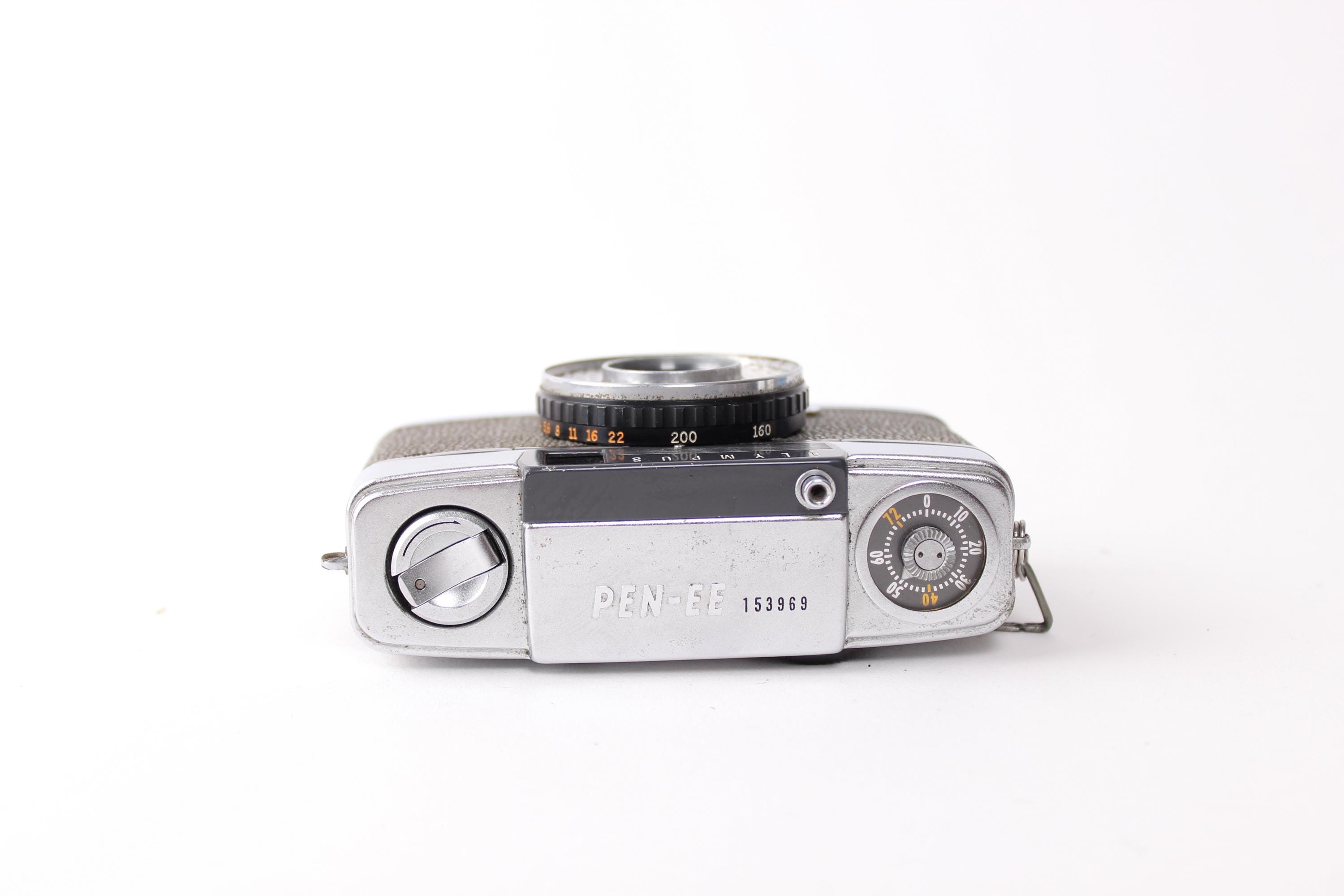 OLYMPUS PEN-EE 35mm ハーフフレームフィルムカメラ#B4 OLYMPUS PEN-EE 35mm ハーフフレームフィルムカメラ#B4 限定