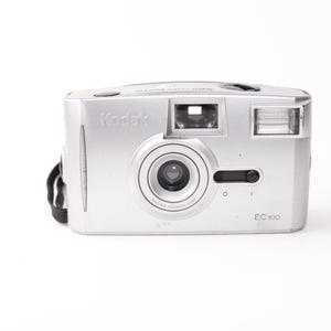 Kodak EC 100 35mm Point and Shoot Film Camera – easy to use vintage camera