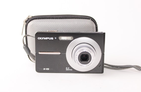 Y2k Olympus X-15 Compact 8MP Vintage Digital Camera Compact