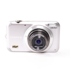 Vintage Fujifilm FinePix JX250 Y2K Digital Camera - Retro Compact Shooter