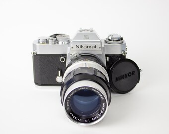 ニコンFT 35mmフィルム一眼レフカメラ（タムロン28mmレンズ付き