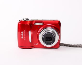 Kodak デジタルカメラ 赤 Kodak Easyshare C143 12 MP デジタルカメラ / 3 倍光学ズームと