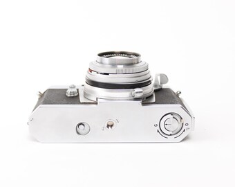 コニカIII 35mmレンジファインダーフィルムカメラ 50年代のレトロな
