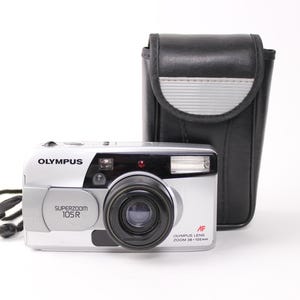 Vintage Olympus Superzoom 105R 35mm Film Camera with 38-105mm Zoom - Retro Gem