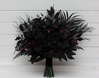 Gothic black purple bridal bouquet Halloween wedding Boho wedding flowers Faux flowers wedding arrangement Dark moody wedding