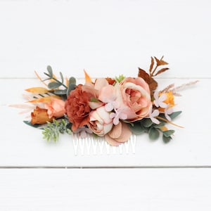 Peach pink terracotta flower comb Floral headpiece Bridal hair comb Flower accessories Bridesmaid clip Wedding hair piece