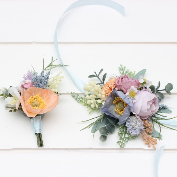 Summer spring wedding Colorful boutonnieres  Peach purple dusty blue flowers Mother corsage Groom Groomsmen Fiance