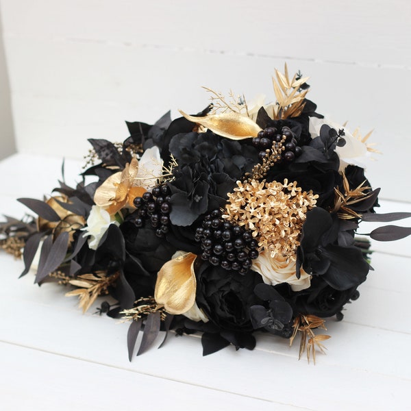 Ivory black gold cascading bouquet Halloween wedding Boho wedding flowers Faux flowers wedding arrangement Bridal bouquet