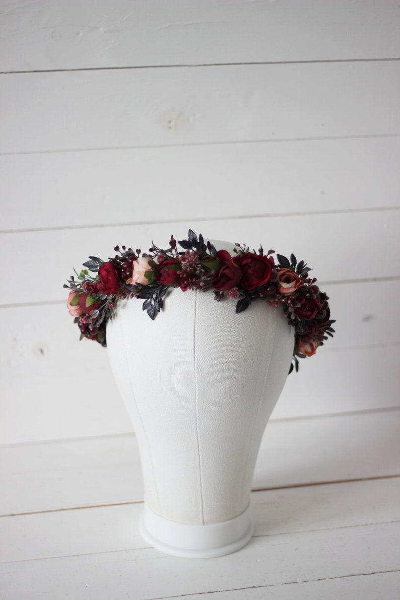 bridesmaid crown flower