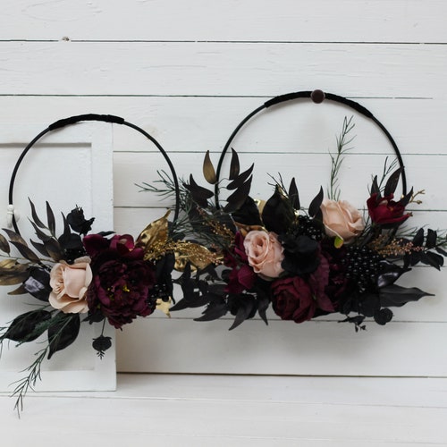 Deep purple black gold beige hoop Alternative bridesmaid bouquet Boho wedding Floral backdrop Fall wedding Halloween wedding Gothic wedding