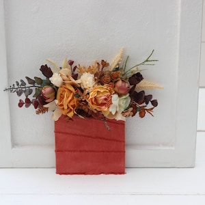 Pocket boutonniere Rust brown ivory flowers Fiance Groom Groomsmen buttonhole Mother wrist corsage Wedding accessories Boho wedding