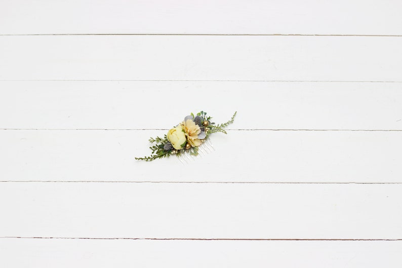 Pale blue yellow gold flower comb Hair flowers Bridal floral headpiece Wedding flowers Floral accessories Bridesmaid comb Outdoor Hairpiece