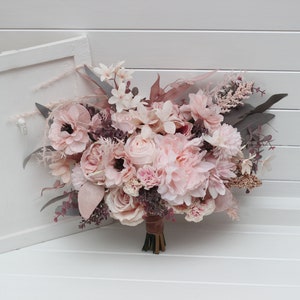 Dusty pink blush pink flowers Bridal bouquet Faux bouquet Bridesmaid bouquet Faux blooms Boho wedding Wedding bouquet