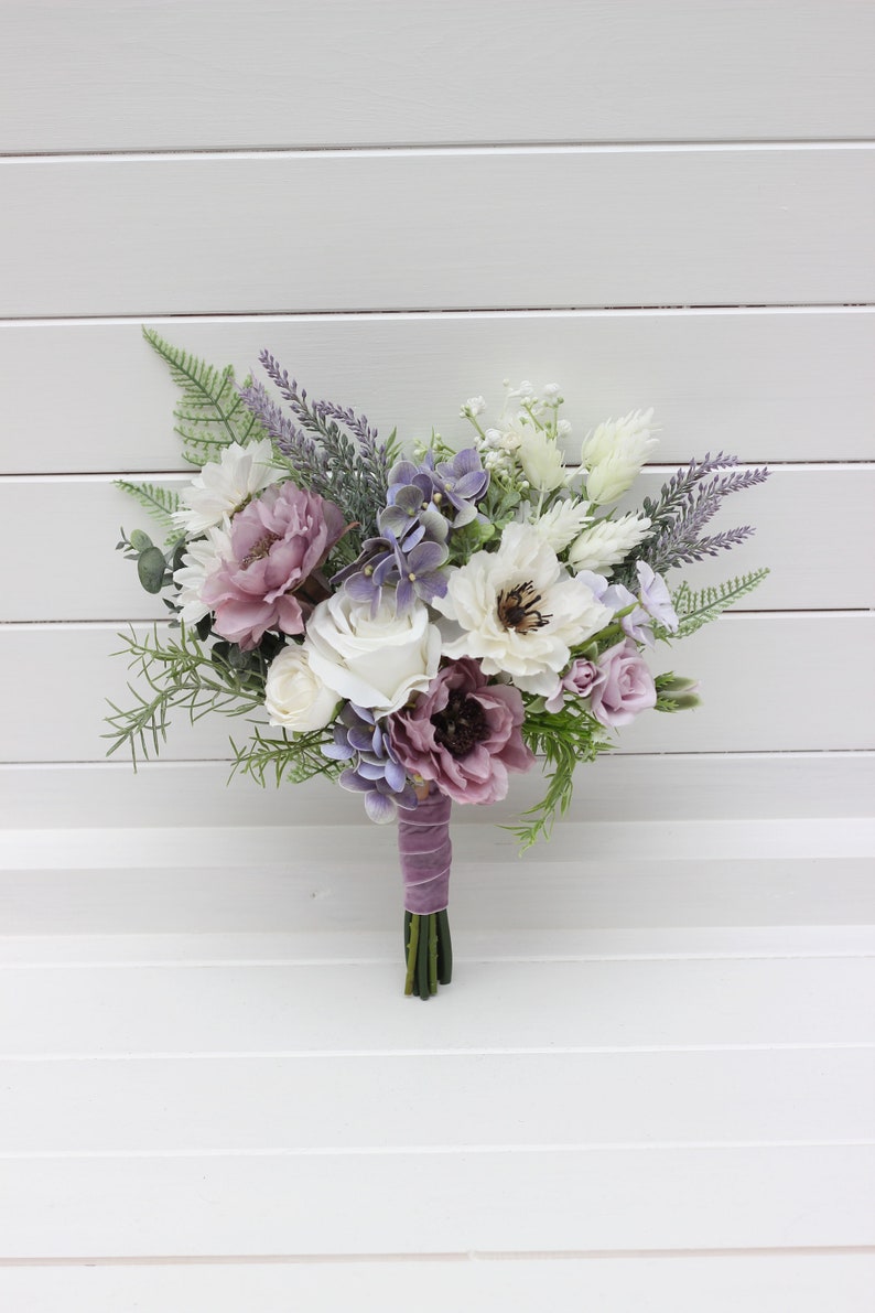 Bouquet de mariée lavande Bouquet de fleurs lilas Mariage violet Fleurs en soie Mariage bohème Bouquet de mariée lilas Bouquet de demoiselle d'honneur Bridesmaid bouquet