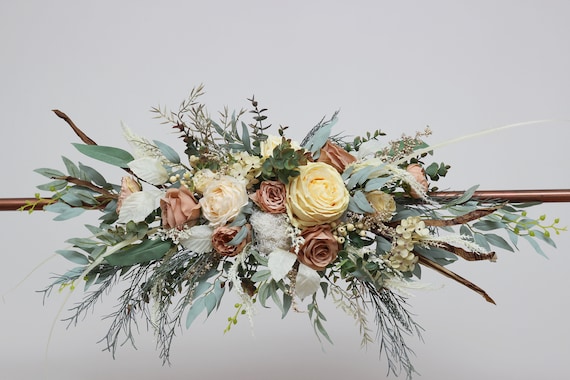 Champagne Ivory Beige Flowers Desert Wedding Fall Wedding  display picture 1