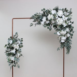 Baby&#39;s breath hydrangea greenery arch arrangement Flower arch top arrangement Wedding flowers arrangement Gypsophila archway
