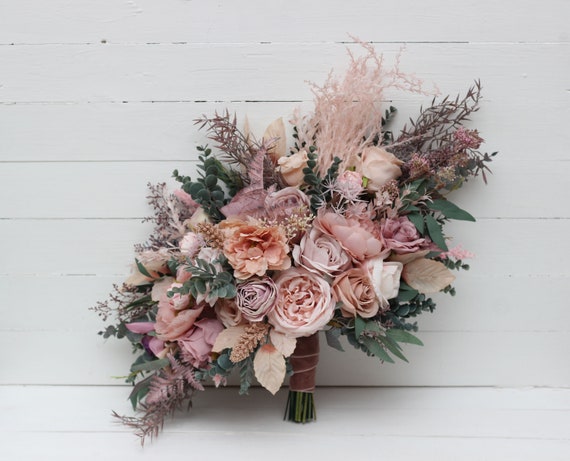 Latex flowers 2024 wedding bouquet