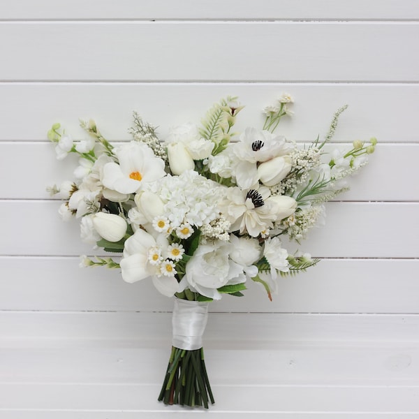 White bridal bouquet Spring summer flowers  Faux bouquet with anemones and tulips, daisies Wildflowers white bouquet